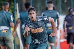 官方：米内罗竞技中场丹尼尔-佩尼亚租借加盟大连英博