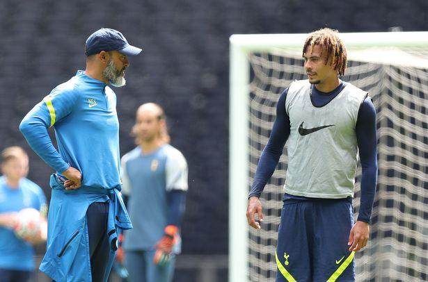 1635765076659085003.jpg 0_Tottenham-Hotspur-Open-Training-Session.jpg